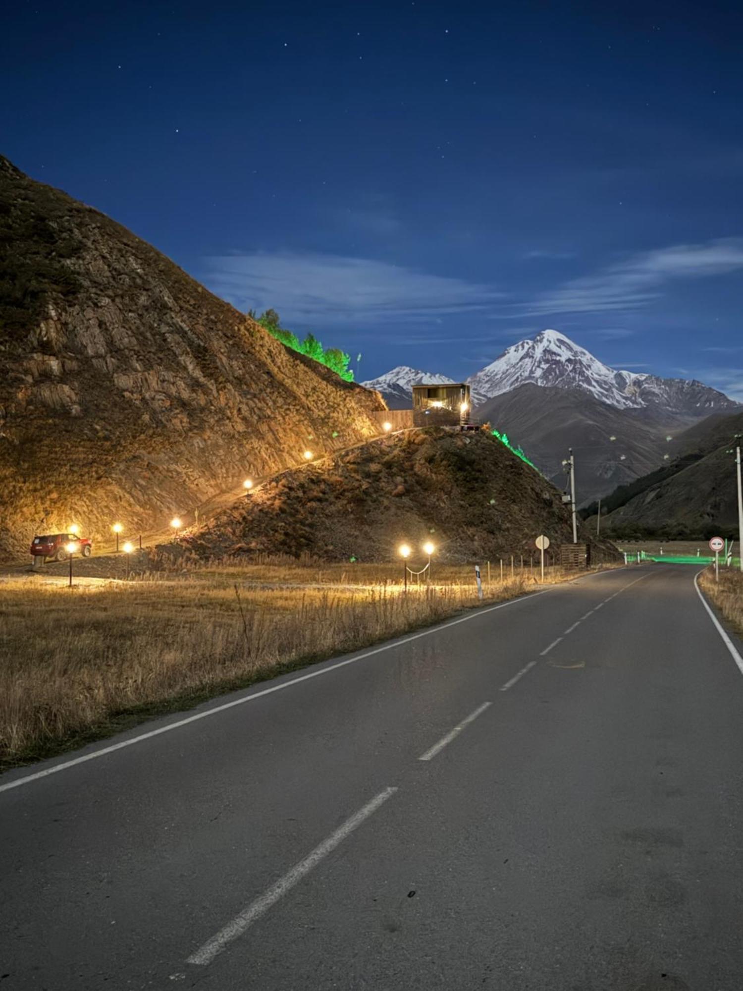 Gzaze Leilighet Kazbegi Eksteriør bilde
